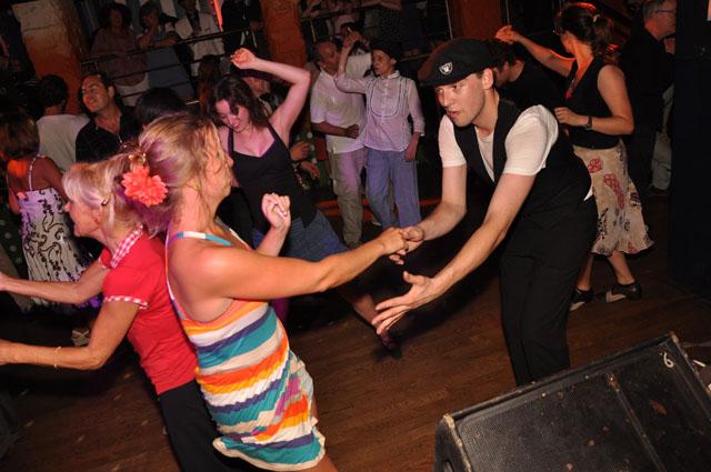 min 2012 09 07 moulin rouge 250